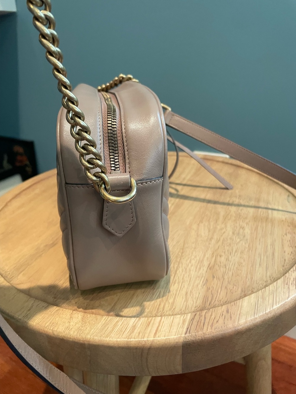 Gucci Marmont Leather Camera Bag in Pink Taupe - Picture 6 of 10